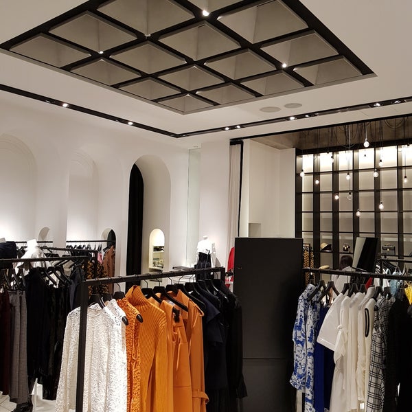 Restir Boutique 六本木 東京 東京都 Restir Boutique 六本木 東京 東京都
