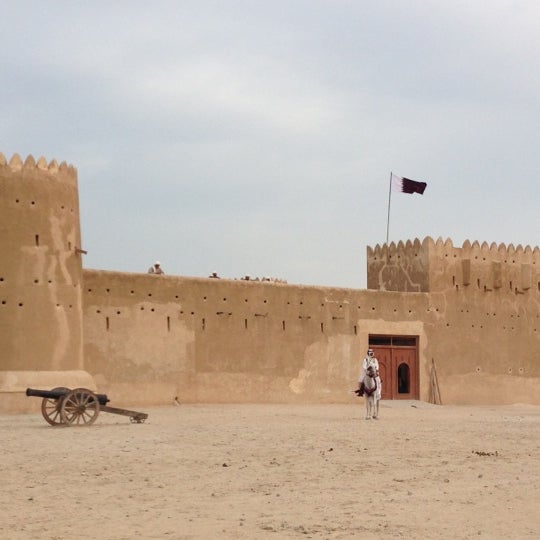 Foto scattata a Al Zubarah Fort and Archaeological Site da Ibrahim A. il 11/30/2012