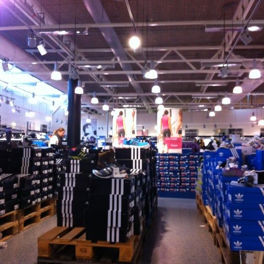 Adidas Outlet Store - Outlet Store in