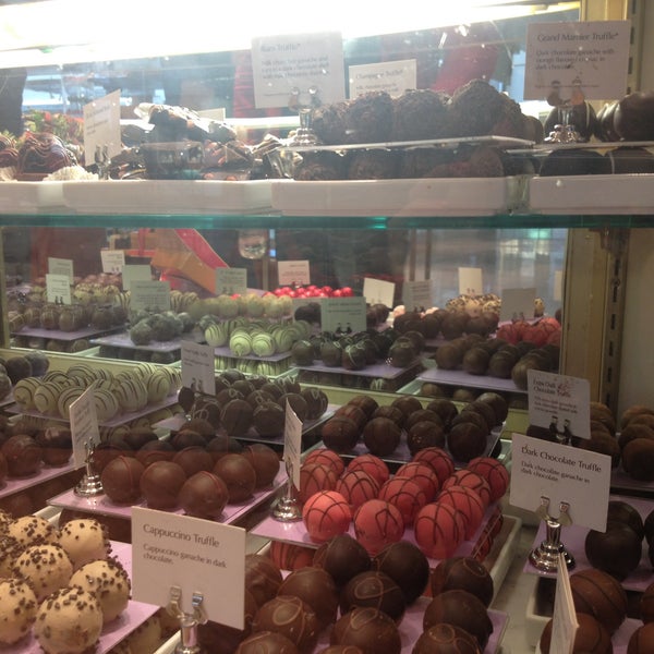 Gallery Furniture Houston, TX