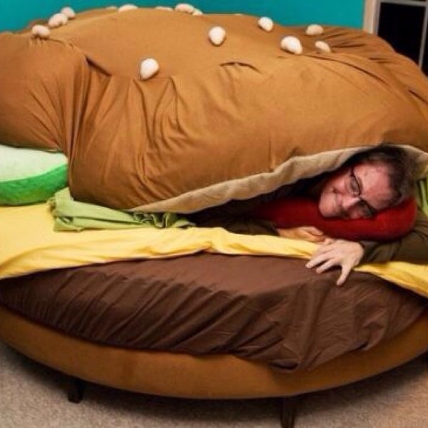 SOQAQ 'da yenilen hamburger sonra oluşan mantık yemede yanında yat 5 (tips)