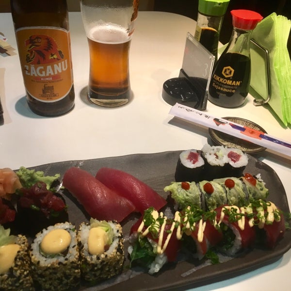 Maguro mix (RON 81) just hit the spot! Good portion of tuna and overall good quality. Try the Zaganu craft beer as well. English speaking staff.