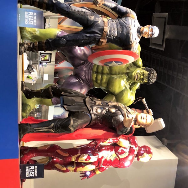 Photo taken at Marvel Avengers S.T.A.T.I.O.N by Yess N. on 4/14/2018