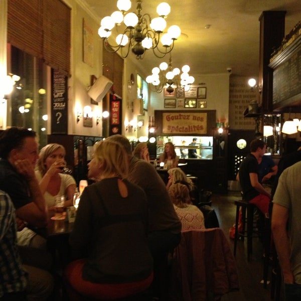 8/31/2013 tarihinde Dennis K.ziyaretçi tarafından Belgisch Biercafé Olivier'de çekilen fotoğraf