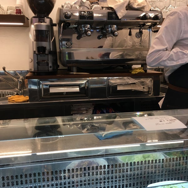 Vintage Cafe Valletta Valletta