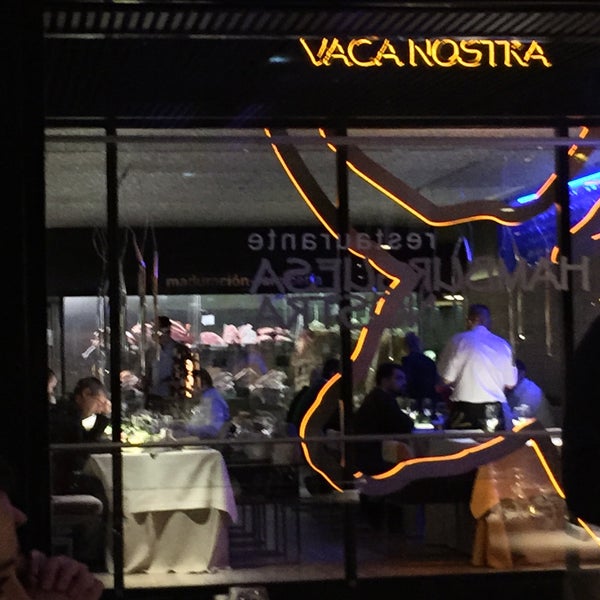 Снимок сделан в Restaurante Vaca Nostra пользователем Michael B. 2/20/2015