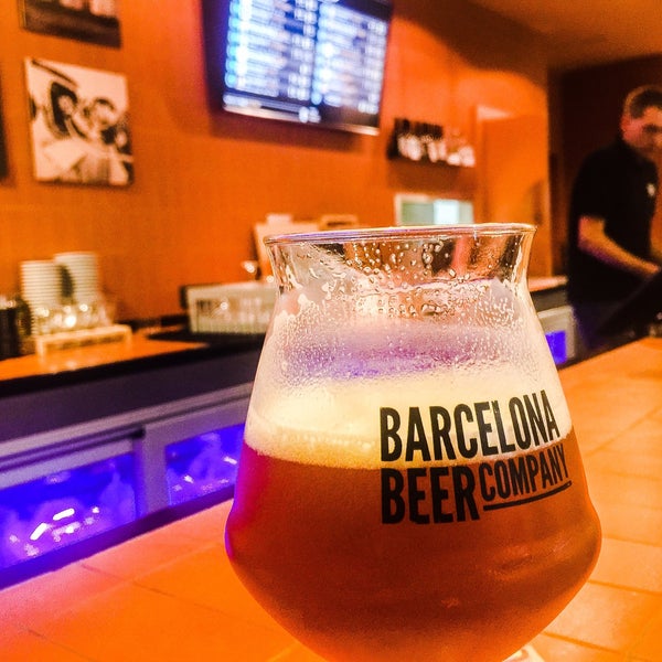 Barcelona has craft beer places like this all over the city. This will not even make my top 20 list