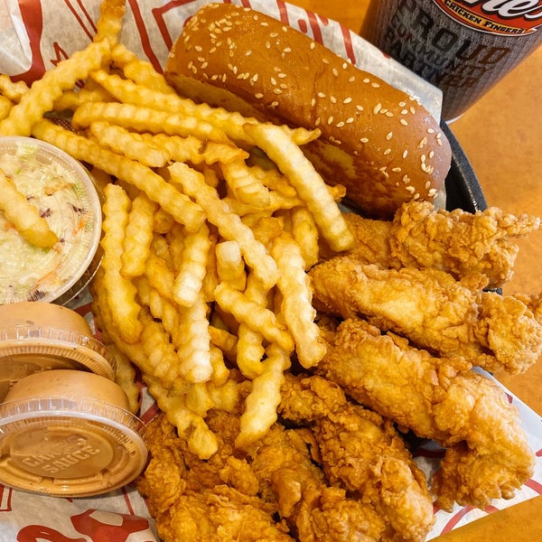 Photo taken at Raising Cane&#39;s Chicken Fingers by Mara S. on 10/31/2019