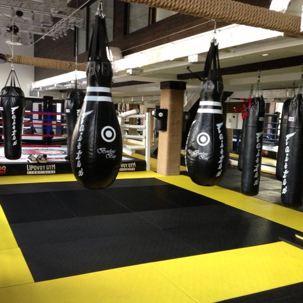 Вв спорт. Lipovoy Gym. Lipovoy Gym клуб. Ринг Lipovoy Gym. Lipovoy Gym борцовка.