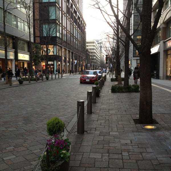 Photos At 丸の内仲通りビル Building