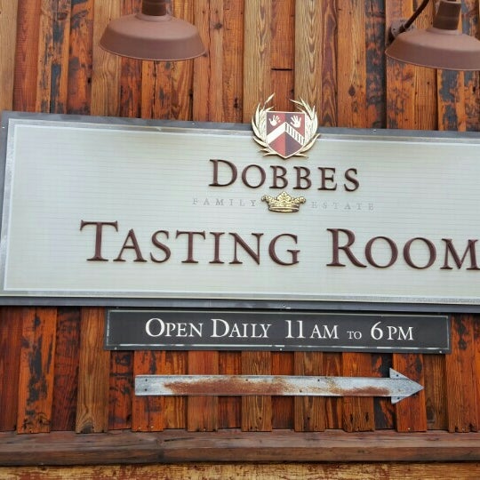 Das Foto wurde bei Dobbes Family Estate Winery von Charita A. am 9/3/2015 aufgenommen