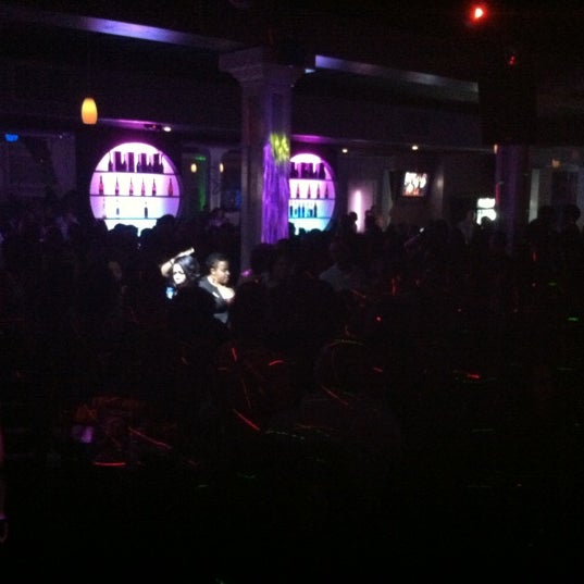 11/11/2012 tarihinde Pikture P.ziyaretçi tarafından Stir Lounge &amp; Nightclub'de çekilen fotoğraf