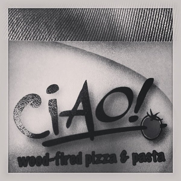 รูปภาพถ่ายที่ Ciao! โดย Christopher H. เมื่อ 12/11/2012