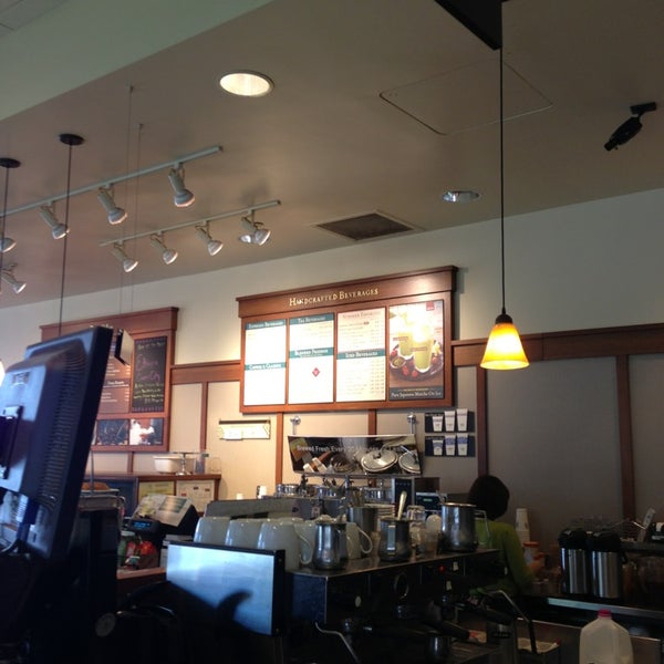 Photo taken at Peet&#39;s Coffee &amp; Tea by Tara G. on 7/22/2013