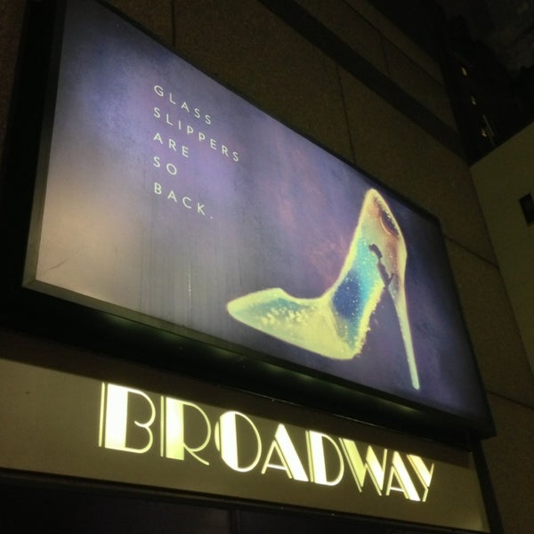 Foto scattata a Cinderella on Broadway da Sabrina W. il 2/6/2013