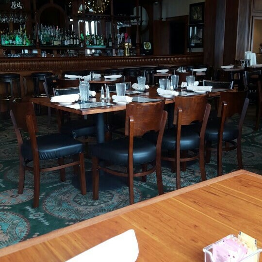 Photos At The Fifth Floor Restaurant In Downtown Youngstown