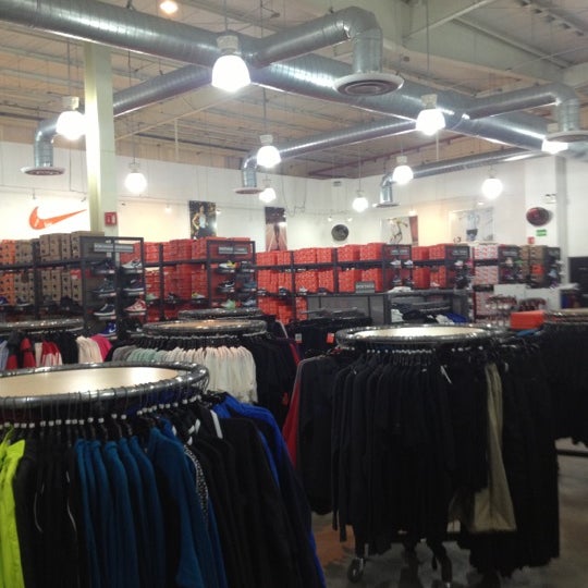 Магазин Одежды 12 Stores