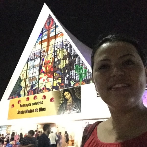 Photo taken at Templo de Nuestra Señora de Guadalupe &quot;La Lomita&quot; by Marthita P. on 6/5/2016