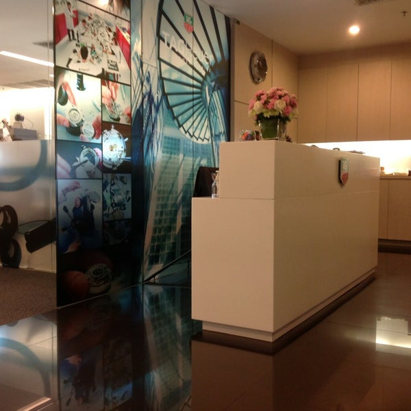 Tag heuer service center hotsell near me