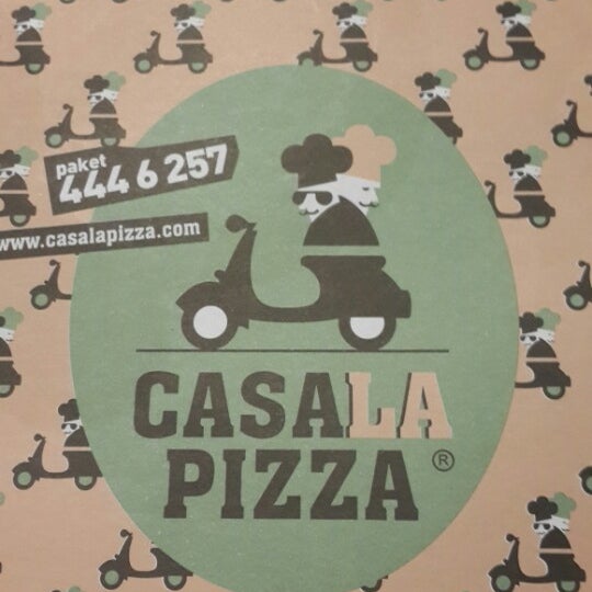 Photo prise au Casa La Pizza par Emre Y. le12/5/2013