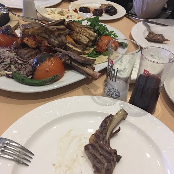 1/7/2017 tarihinde Cansu I.ziyaretçi tarafından Kazan Restaurant Lara'de çekilen fotoğraf