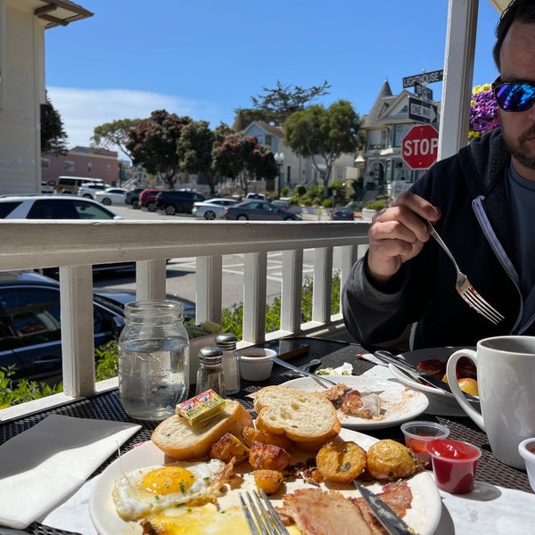 Red House Cafe Pacific Grove, CA
