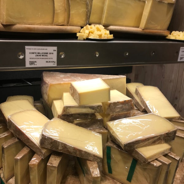 Photo taken at Fromagerie Laurent Dubois by Kim H. on 11/15/2019