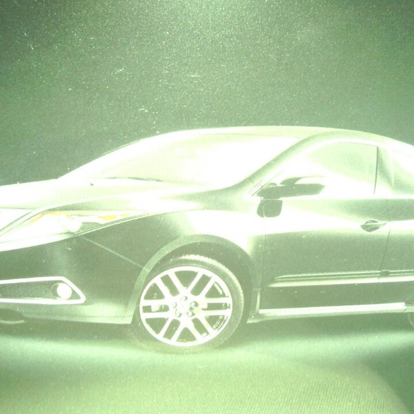 Photo taken at Chevy Chase Acura by Darkadonus S. on 6/6/2013