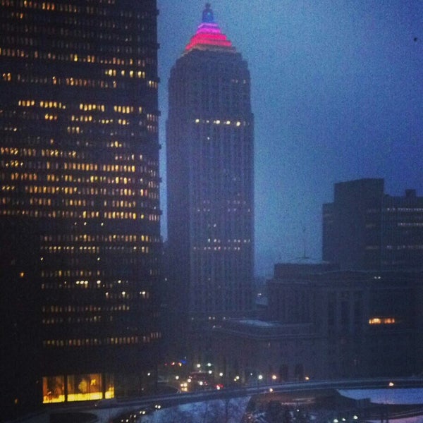 Foto diambil di Pittsburgh Marriott City Center oleh Ashley N. pada 12/31/2012