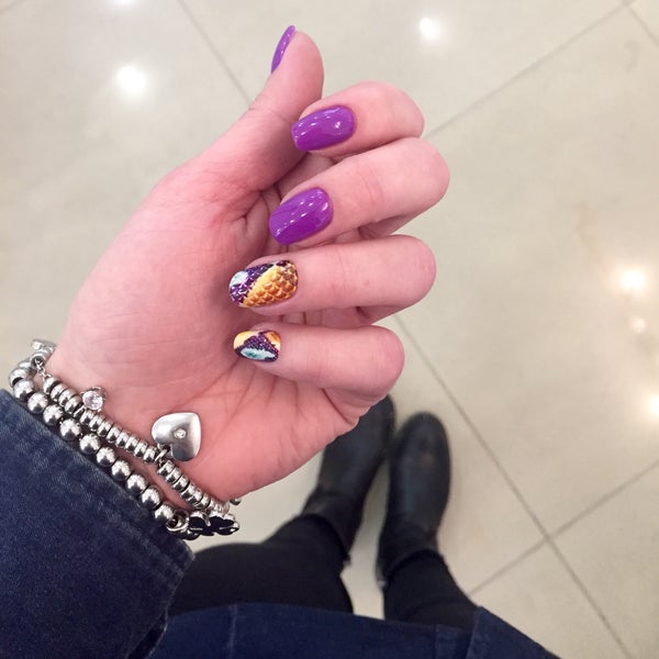 салон маникюра. Amavi ogo.