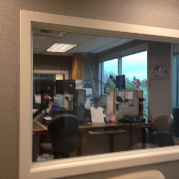 Photos At Kfis The Fish 104 1 Fm Radio Station In Portland