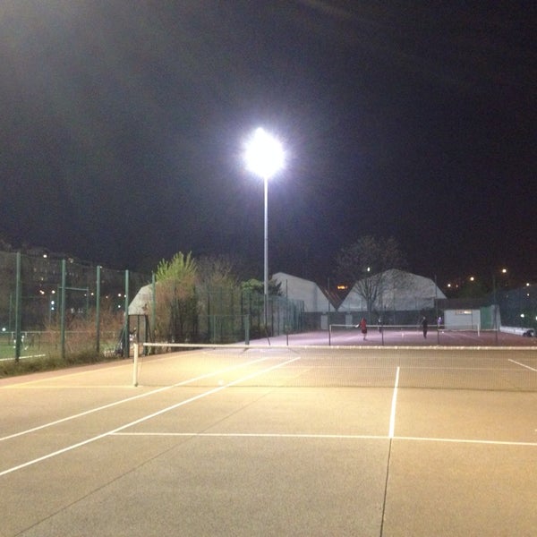 Court de Tennis Alain Mimoun Tennis Stadium in Paris