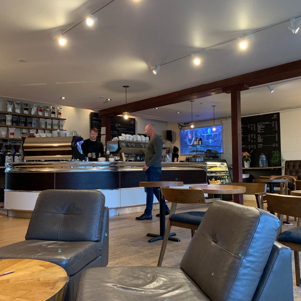 1/11/2019 tarihinde Scott (@SQLSocialite) S.ziyaretçi tarafından Milano Coffee'de çekilen fotoğraf