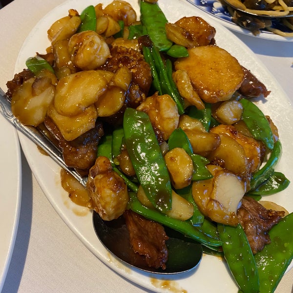 Foto tirada no(a) Yang Chow Restaurant por Chris L. em 7/16/2023