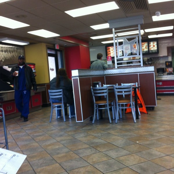 Hardee's Fast Food Restaurant in Topeka