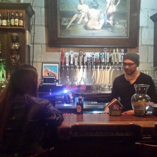 11/8/2013にDavid Anthony Temple (.がShipping And Receiving Beergardenで撮った写真