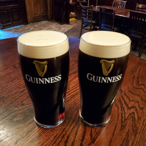 Foto tirada no(a) Dubh Linn Gate Irish Pub por kowboy em 11/3/2020