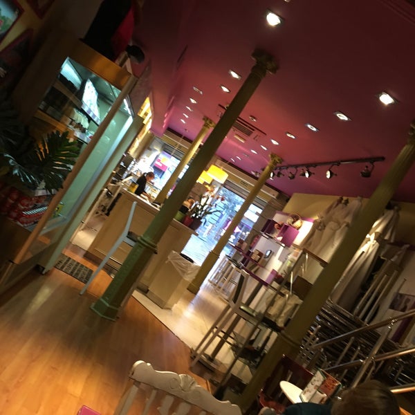 Photo taken at Priorité Art Coffee Shop by Tuğçe A. on 1/14/2017