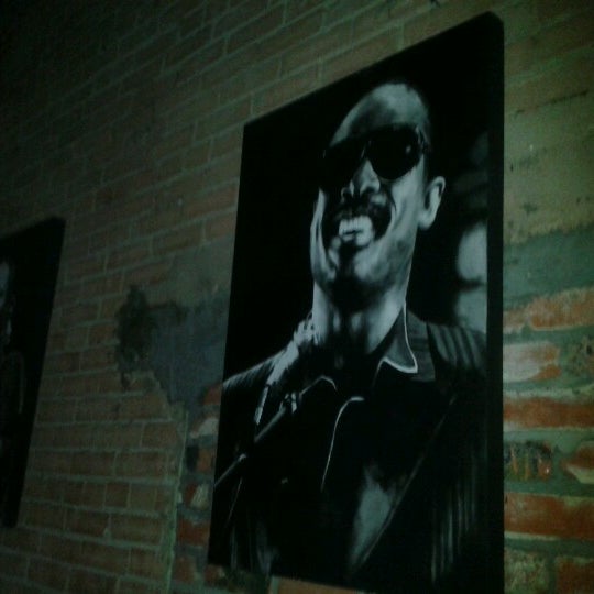 10/25/2012にRahseanがThe Prophet Barで撮った写真