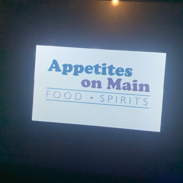 Foto scattata a Appetites on Main da Mickey O. il 9/30/2019