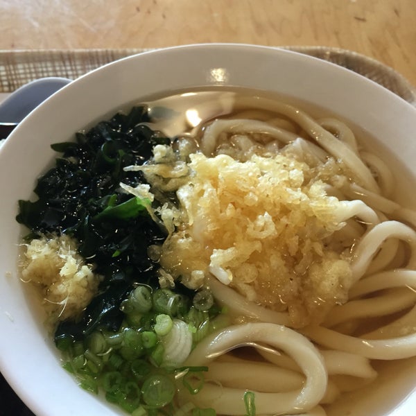 Photo taken at U:DON Fresh Japanese Noodle Station by Jacob L. on 7/30/2016