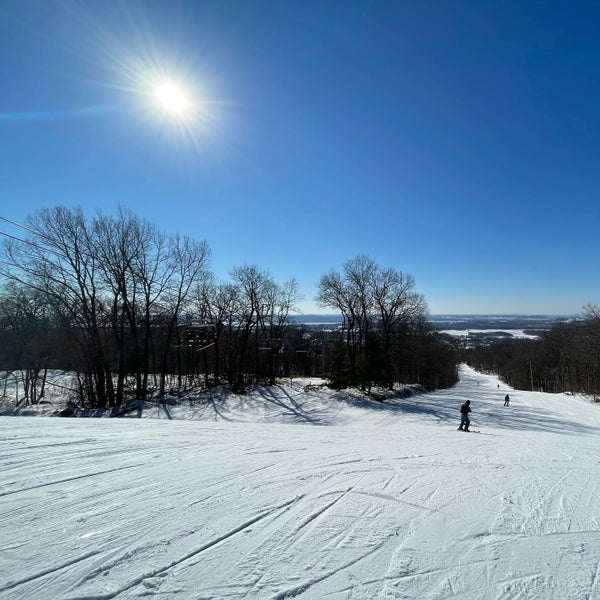 Photo taken at Devil&#39;s Head Ski Resort by Jelena on 2/20/2022