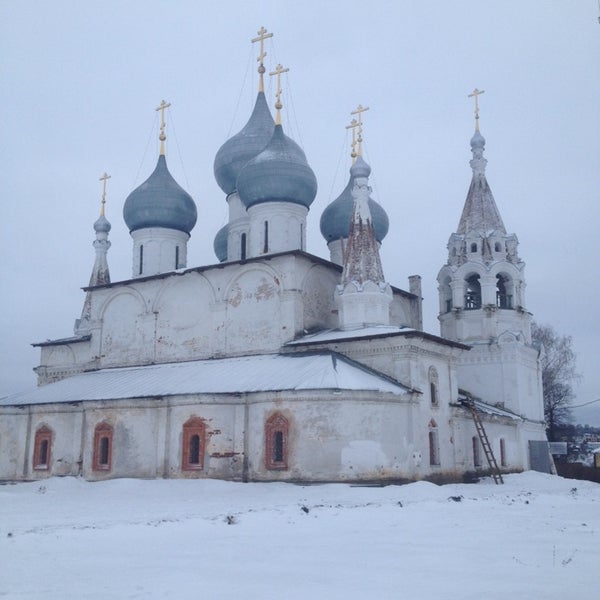 Крестовоздвиженский собор Тутаев