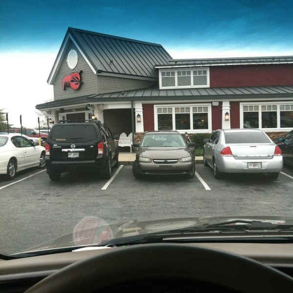 Foto tirada no(a) Red Lobster por Rosalyn em 2/25/2013