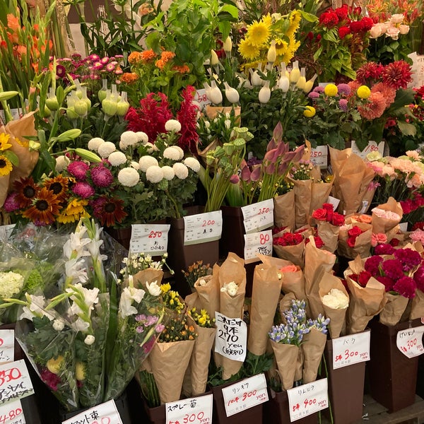 Fotos En フラワーショップ花次郎 なんばウォーク店 29 Visitantes