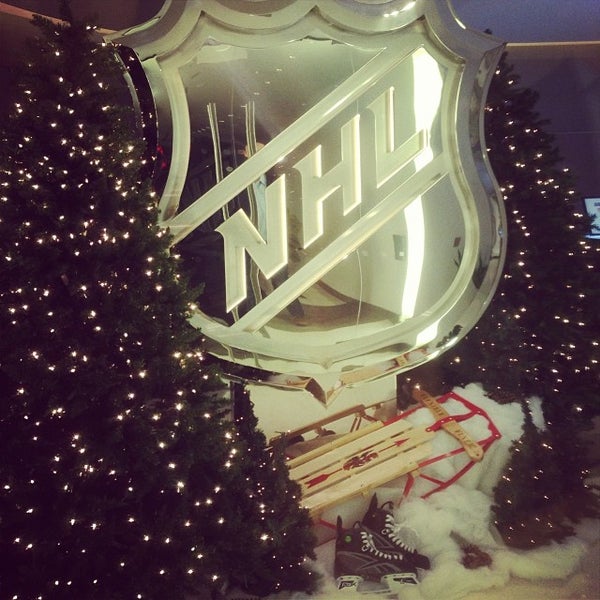 12/19/2013 tarihinde Melody H.ziyaretçi tarafından National Hockey League'de çekilen fotoğraf