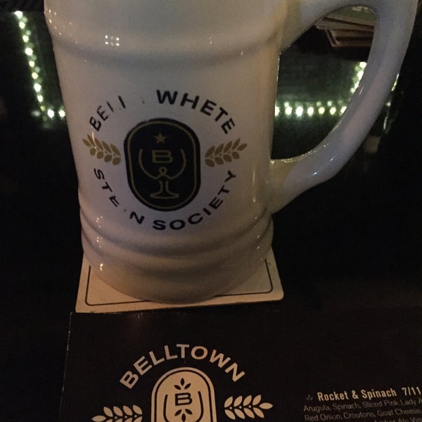 3/11/2017 tarihinde Beer J.ziyaretçi tarafından Belltown Brewing'de çekilen fotoğraf