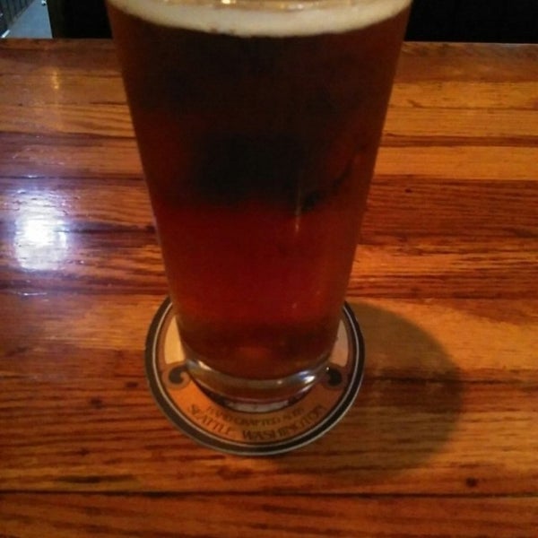 Photo taken at Cooper&#39;s Alehouse by Beer J. on 8/10/2015