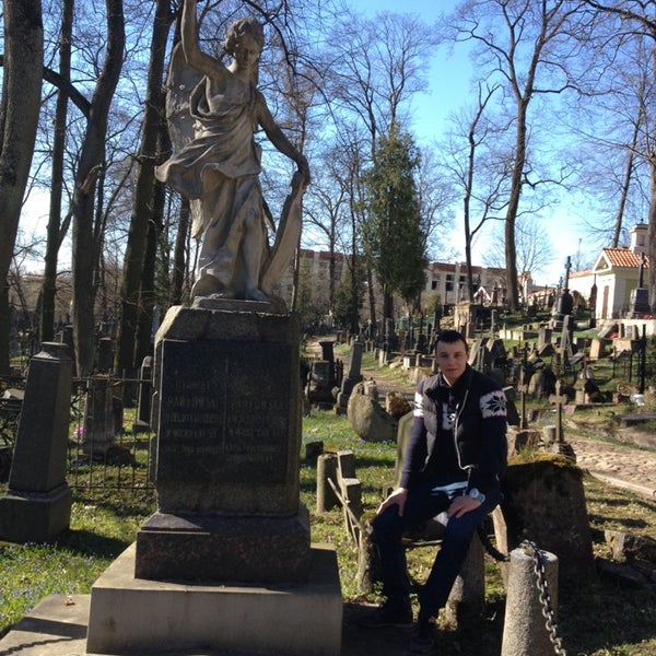 3/29/2014にGarpunがBernardinų kapinėsで撮った写真