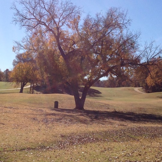 Foto diambil di Bear Creek Golf Club oleh Kevin O. pada 11/24/2012